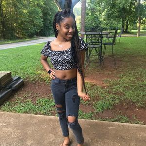 Meet your Posher, Semone